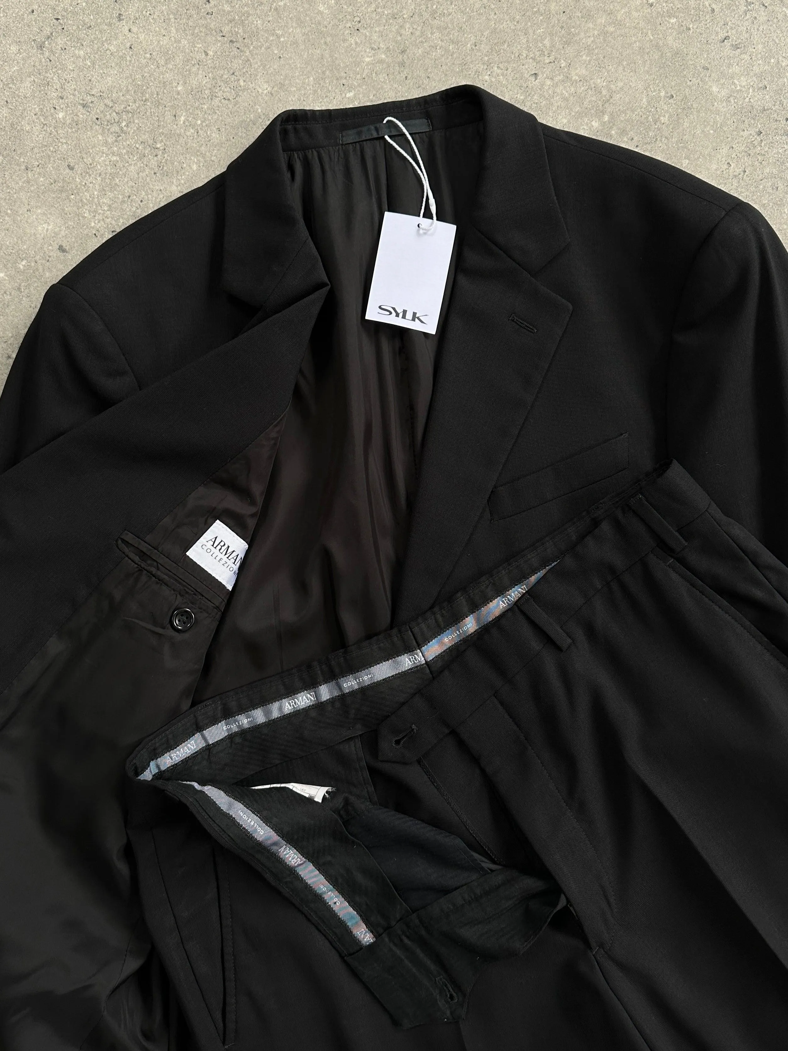 Armani Collezioni Pure Wool Single Breasted Suit - 42R/W34