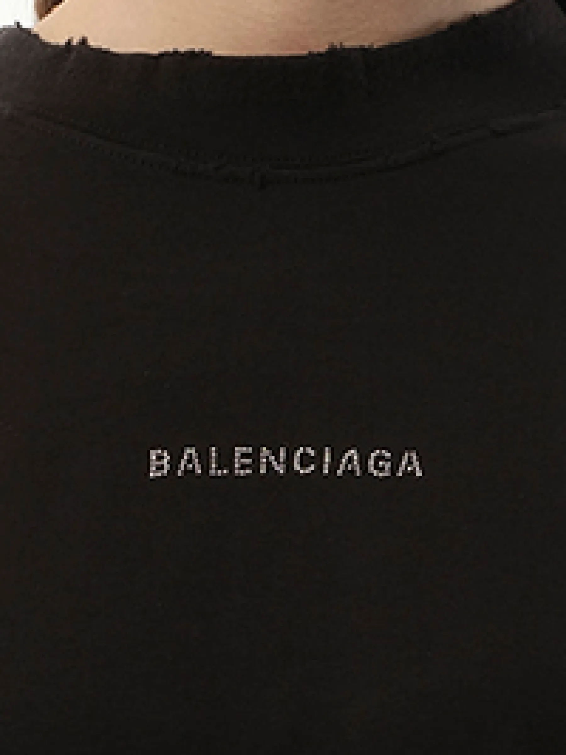Back Strass Medium Fit T-Shirt in Faded Black