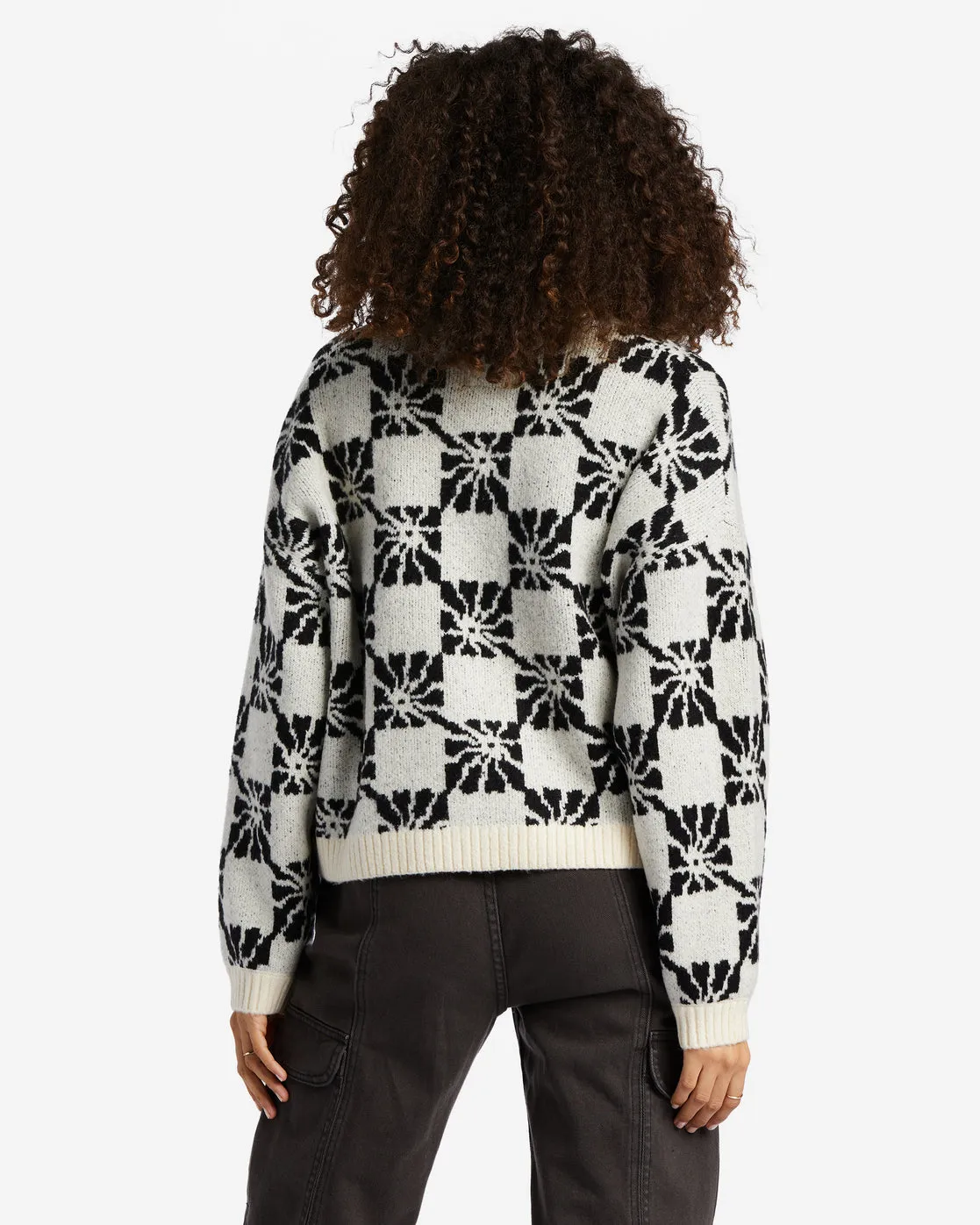 Beyond Basic V-Neck Sweater - Black Sands