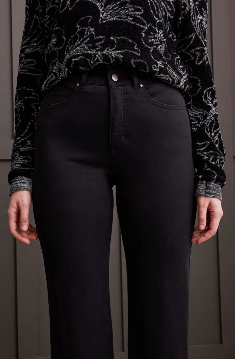 Comfort Stretch Fly Front Wide Leg Pants (Black)