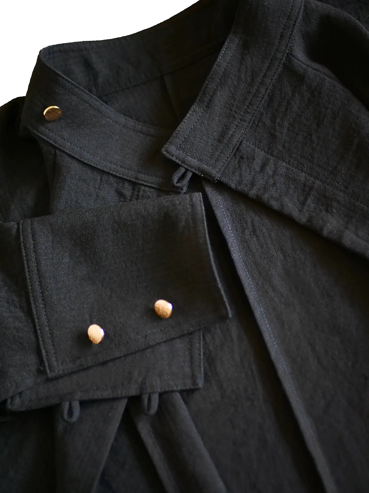 CUI 萃 Modernized Tang Yuanling Pearl Button Up Blouse