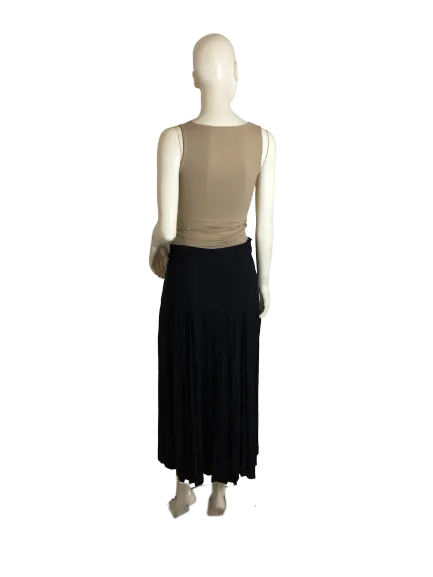 Escada 70's Pleated Midi Skirt Navy Blue SKU 000261-3