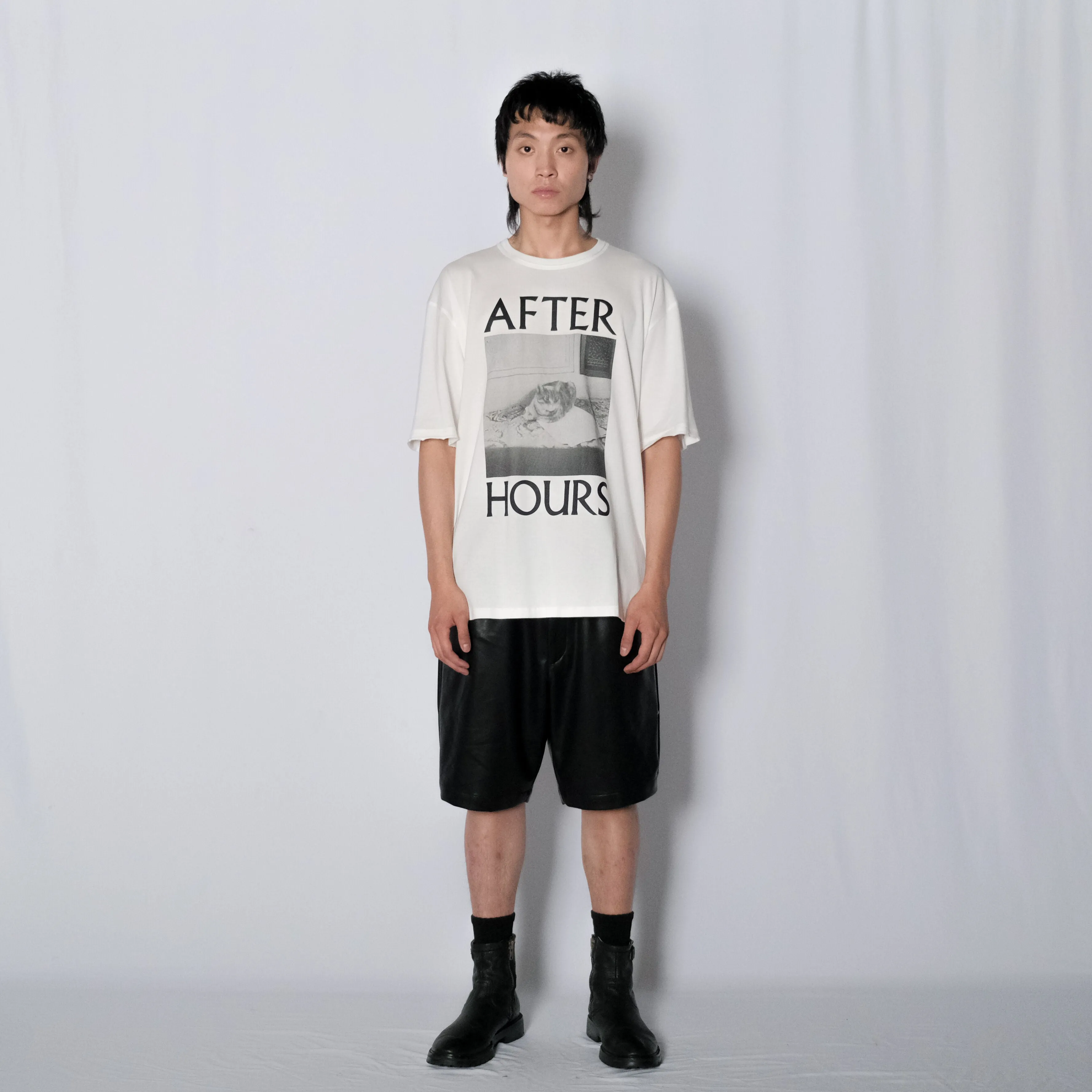 GRAPHIC T-SHIRT "CAT"