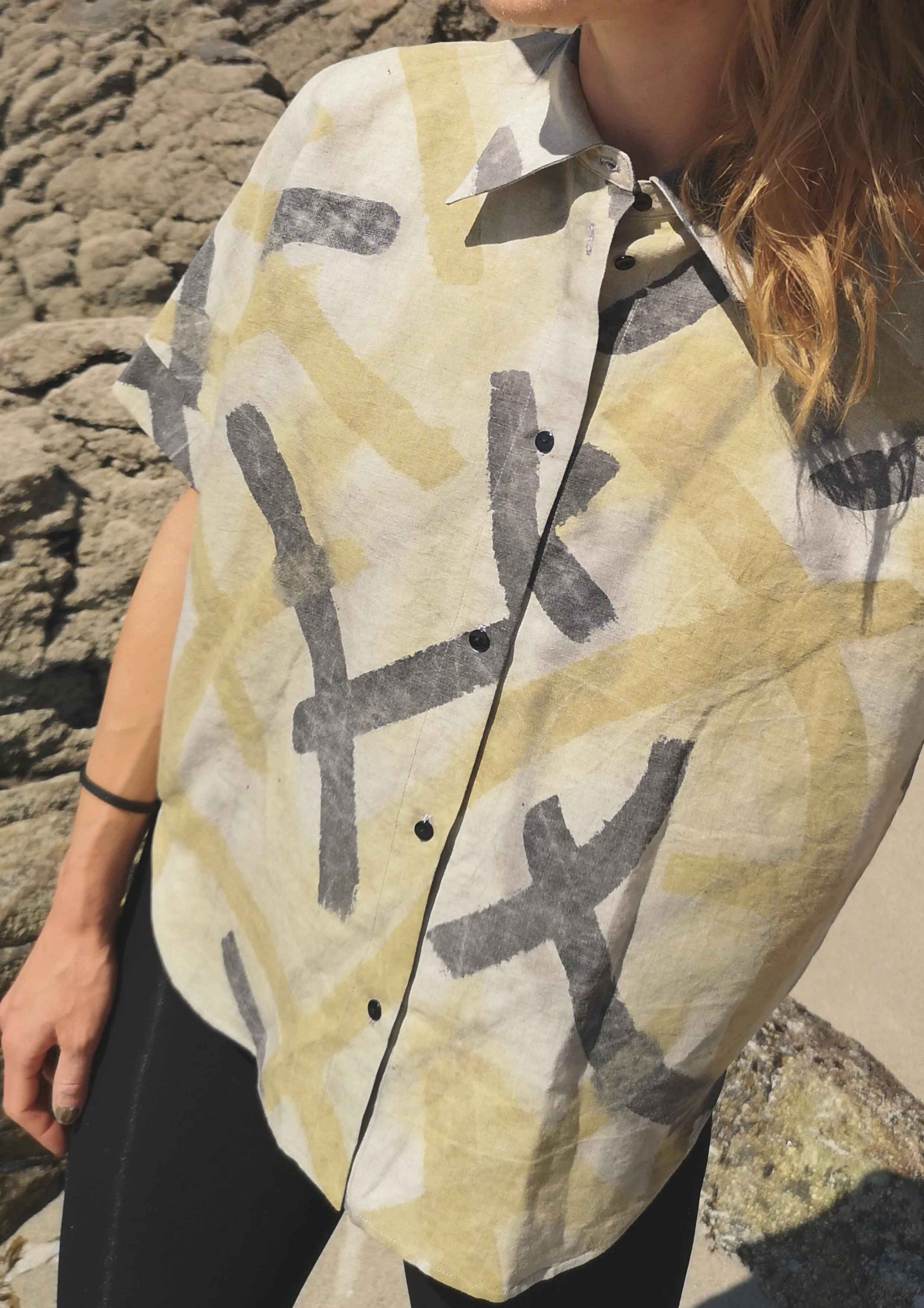 HOMEMADE - UNIQUE BLOUSE UNISEX - HAND PAINTED - black / yellow / white