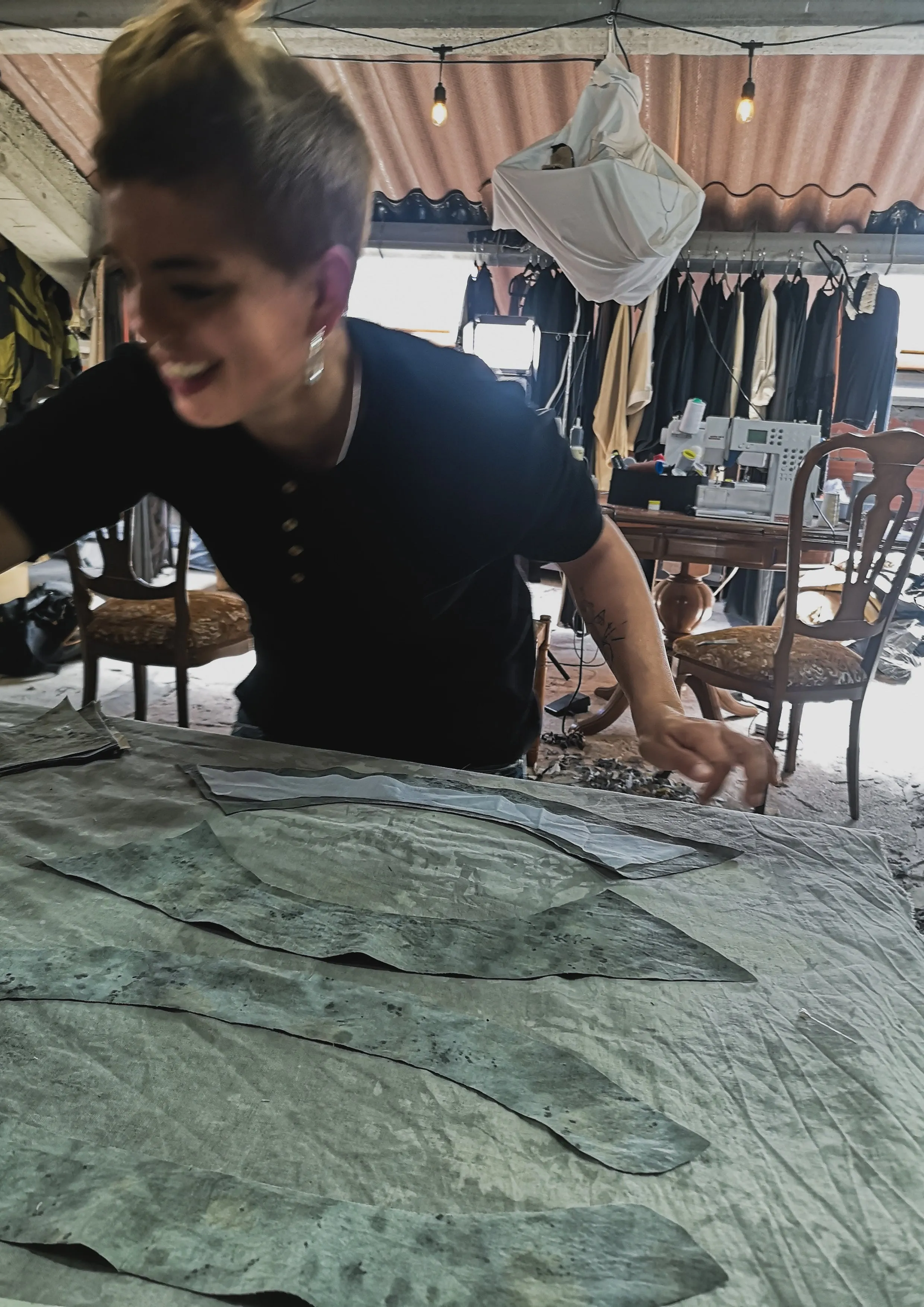 HOMEMADE - UNIQUE BLOUSE UNISEX - HAND PAINTED - black / yellow / white