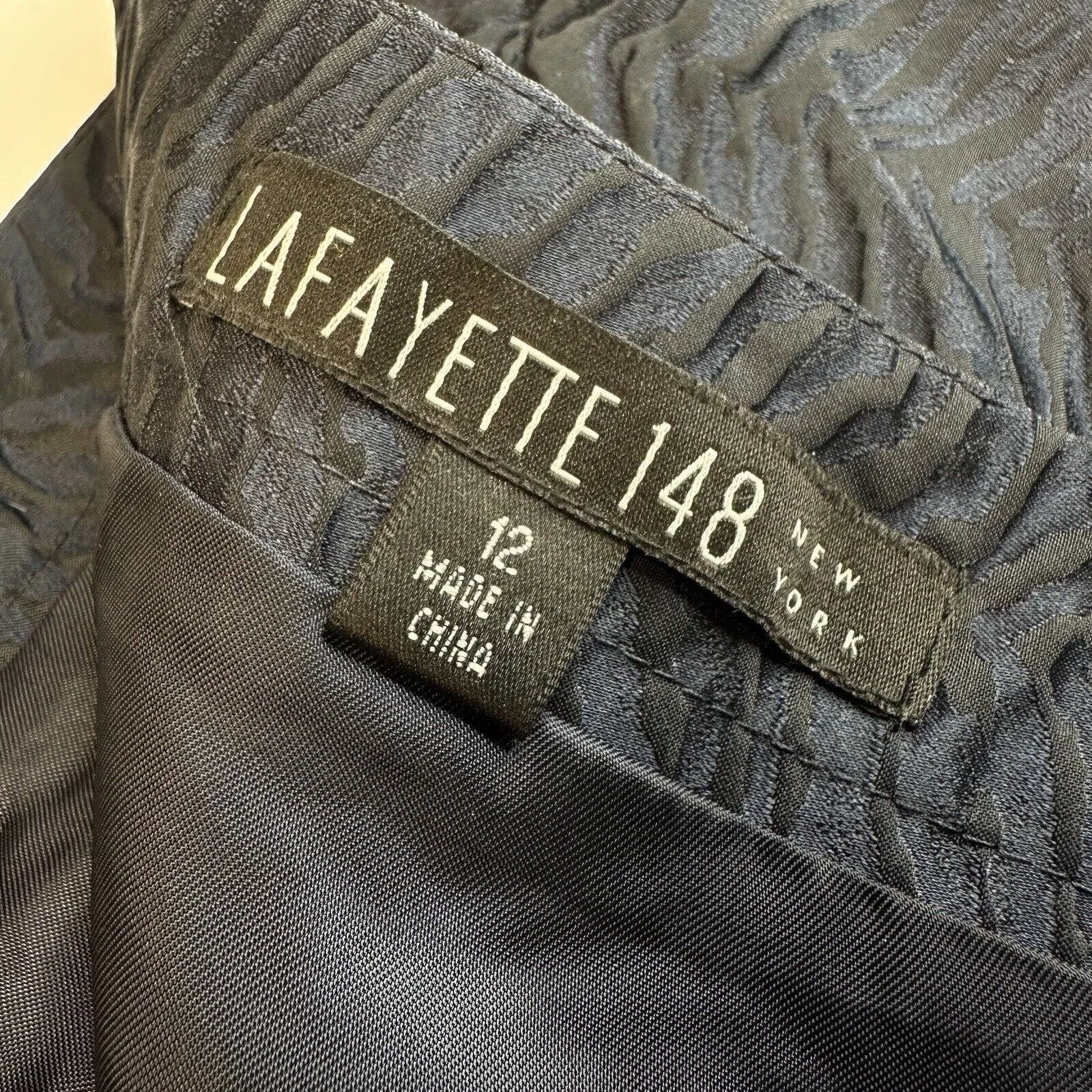 Lafayette 148 Skirt Women 12 Navy Blue Pencil Knee Length Back Slit Acetate/Silk